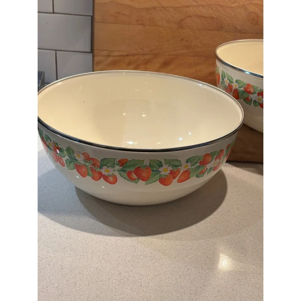 Vintage Kobe Kitchen Enamel Strawberry Nesting Mixing Bowls Set of 3 Japan